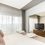 Pelican 아파트호텔 알보르