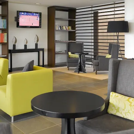 Pelican Aparthotel 4*