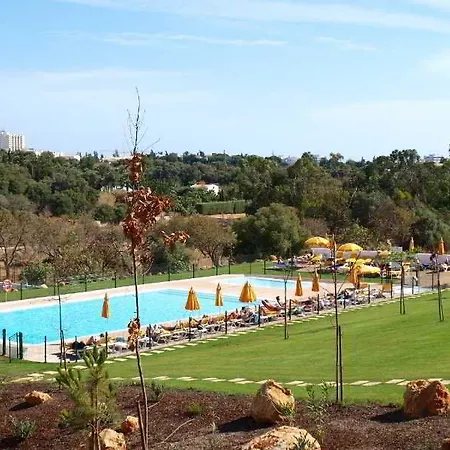Pelican 4*